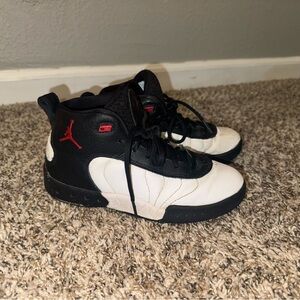 Jordan youth size 3 high top basketball shoes
